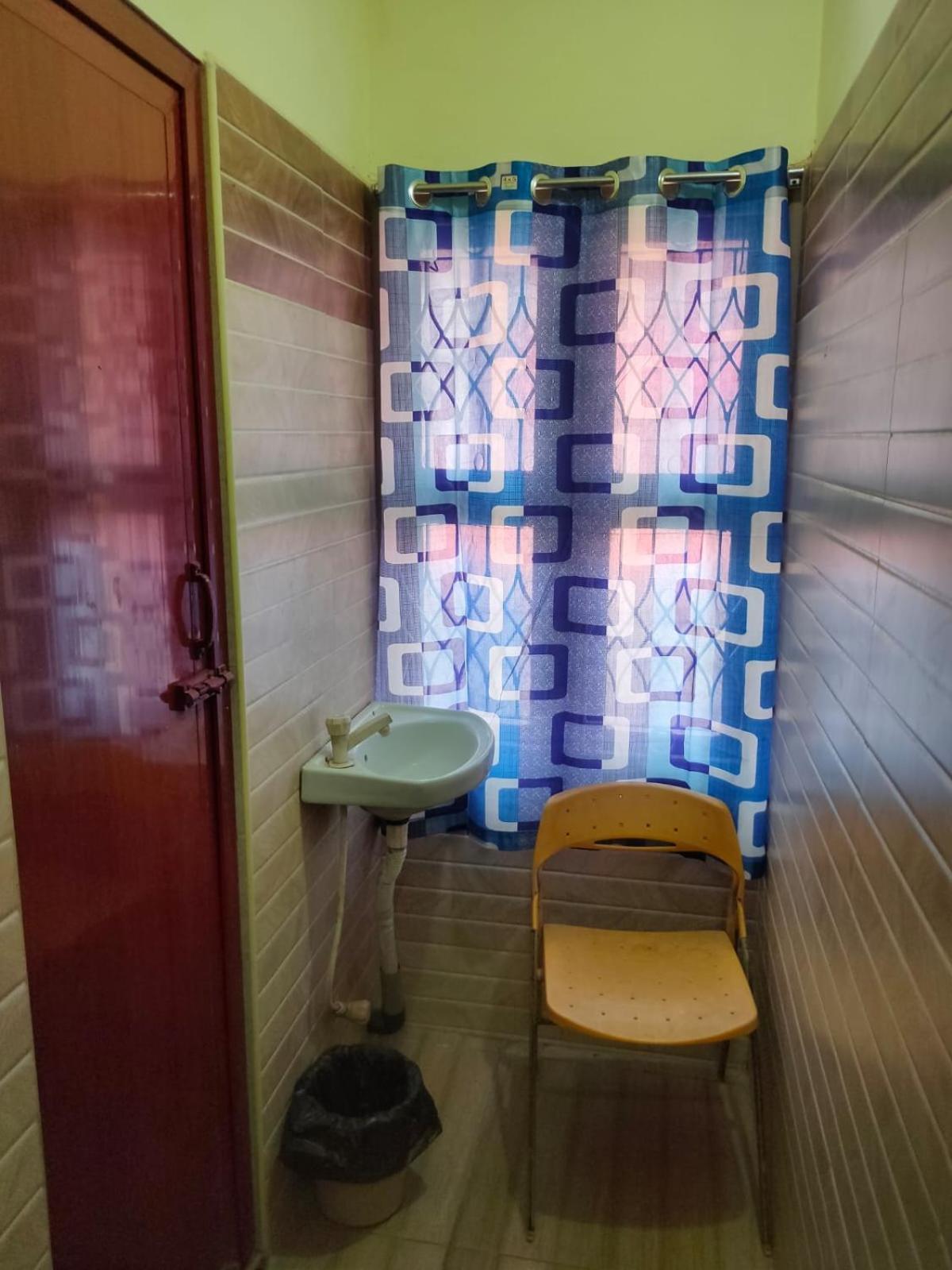 Хостел Sri Vari Residency Веллуру Екстер'єр фото